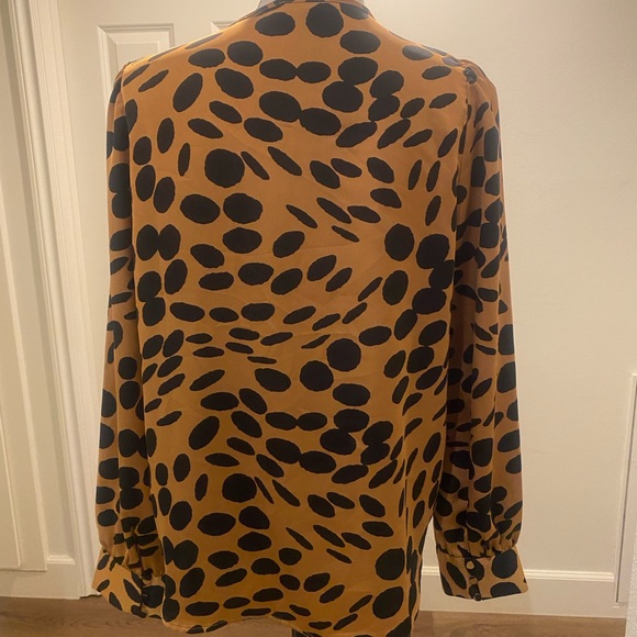 J. Crew Women’s Animal Print Ruffles Blouse Long Sleeve Button Down New M - Picture 3 of 13